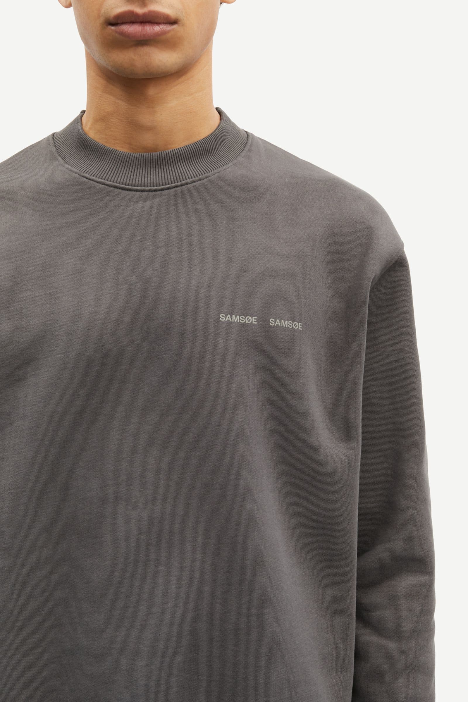 Norsbro crew neck 11720 Volcanic Ash