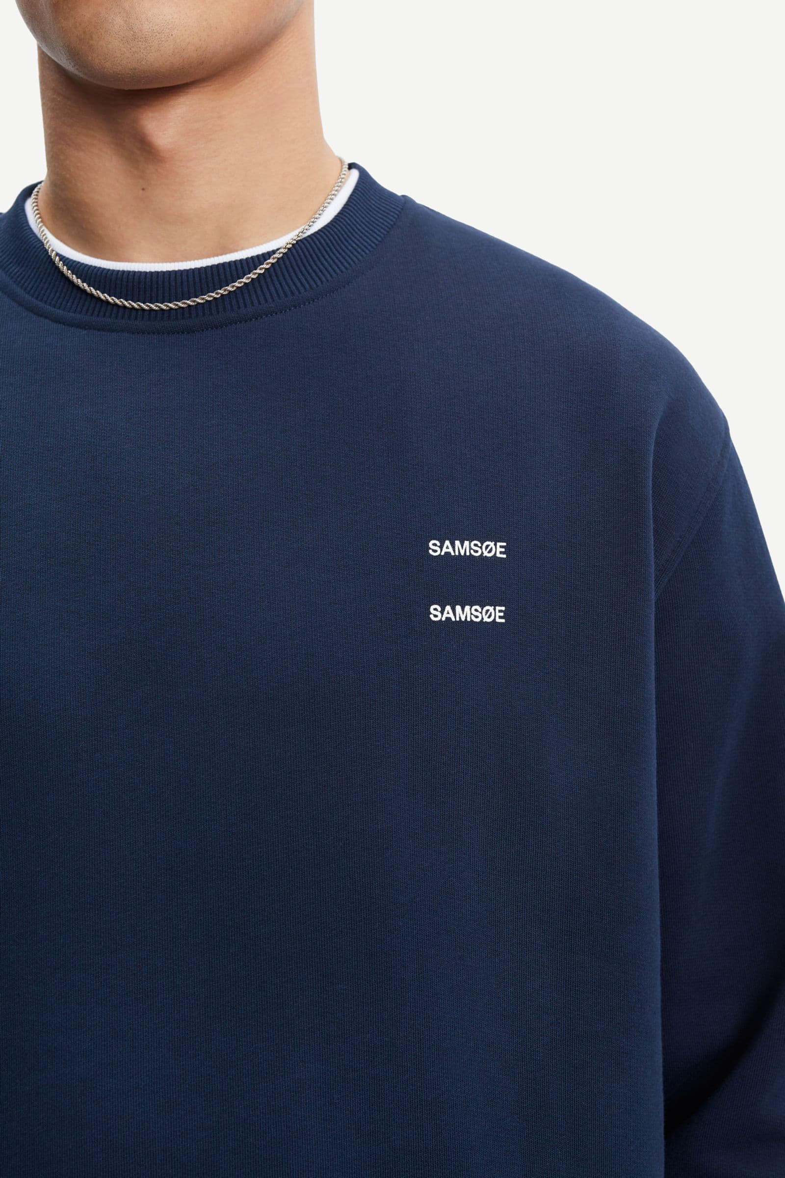 Joel crew neck 11414 Salute